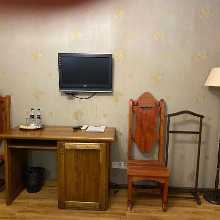 Hotel Fortetsya Hetmana Hatne Dış mekan fotoğraf