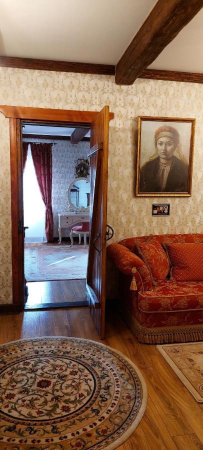 Hotel Fortetsya Hetmana Hatne Dış mekan fotoğraf