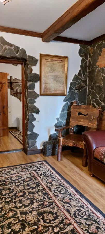 Hotel Fortetsya Hetmana Hatne Dış mekan fotoğraf