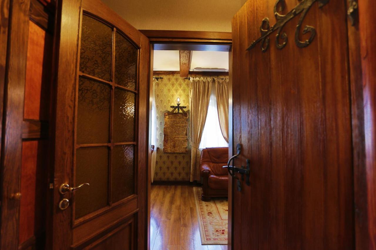 Hotel Fortetsya Hetmana Hatne Dış mekan fotoğraf